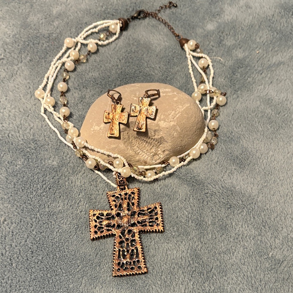 Vintage Southern Style Cross Pendant Necklace and Earring Set - Picture 2 of 6